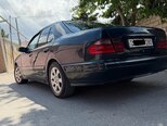 Mercedes E 280-4