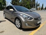Hyundai Elantra-2