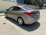 Hyundai Elantra-6