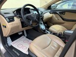 Hyundai Elantra-18