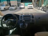 Volkswagen Caravelle-7