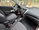 Hyundai Accent-3