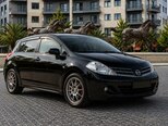 Nissan Tiida-1