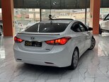 Hyundai Elantra-3