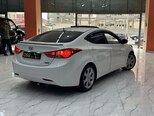Hyundai Elantra-2