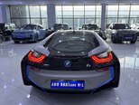 BMW i8-9