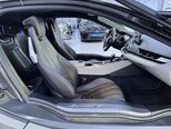 BMW i8-12