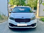 Kia Carnival-1