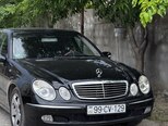 Mercedes E 270-1