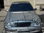 Mercedes E 270-1