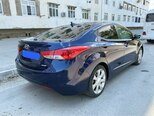 Hyundai Elantra-7