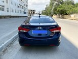 Hyundai Elantra-6