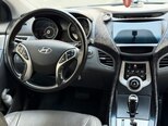 Hyundai Elantra-10