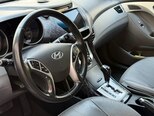 Hyundai Elantra-11