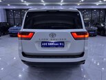 Toyota Land Cruiser-7