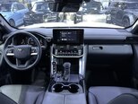Toyota Land Cruiser-8