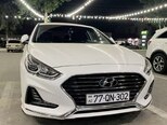 Hyundai Sonata-1