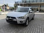 Mitsubishi Outlander-3