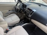 Mitsubishi Outlander-10