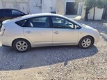 Toyota Prius-5