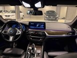 BMW 530e-16