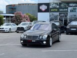 Mercedes E 300-13