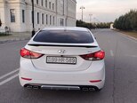Hyundai Elantra-6