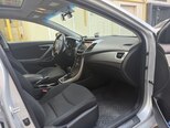 Hyundai Elantra-11