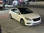 Hyundai Sonata-4