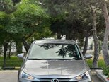 Hyundai Elantra-1