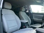 Hyundai Elantra-18