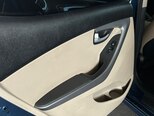 Hyundai Elantra-10
