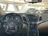 Hyundai Elantra-9