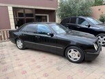 Mercedes E 280-3