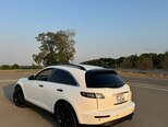 Infiniti FX35-2
