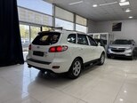 Hyundai Santa Fe-15