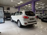 Hyundai Santa Fe-13