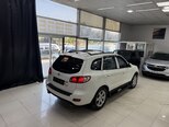 Hyundai Santa Fe-16