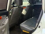 Toyota Land Cruiser Prado-12
