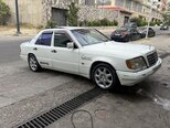 Mercedes E 250-1