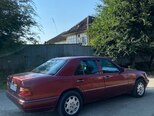 Mercedes E 300-5