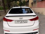 Hyundai Elantra-2