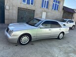 Mercedes E 220-3