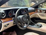 Mercedes E 300-8
