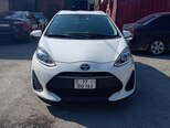 Toyota Aqua-5