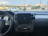 Nissan Tiida-13