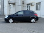 Nissan Tiida-4