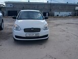 Hyundai Accent-2