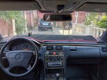 Mercedes E 240-17