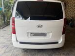 Hyundai H-1-8